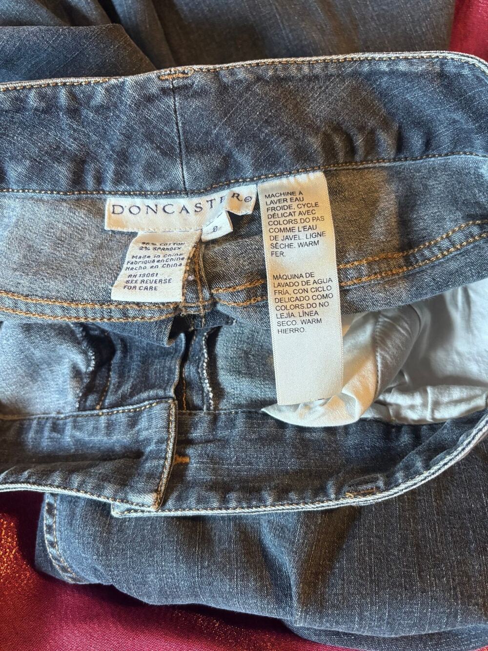 Doncaster Jeans Womens 8 Bootcut Stretch Mid Rise Blue Denim Five Pocket Flare